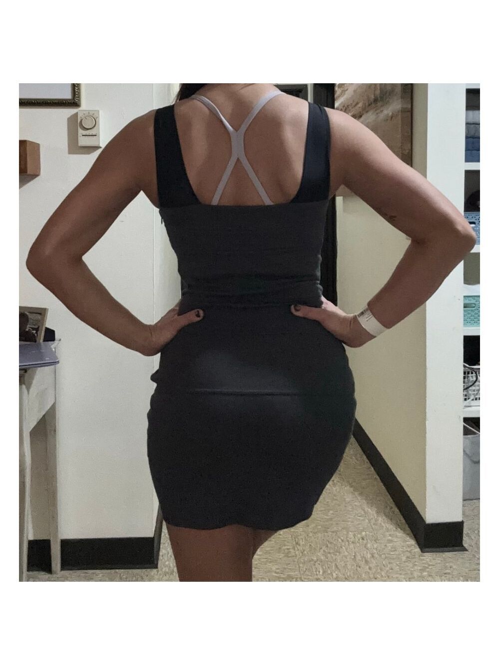 Express Dress - Picture 3 of 4